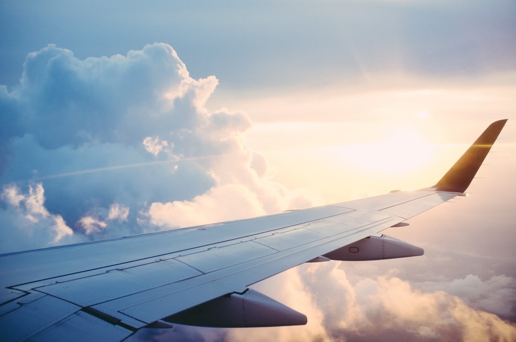 Tips for keeping flights within your&nbsp;budget